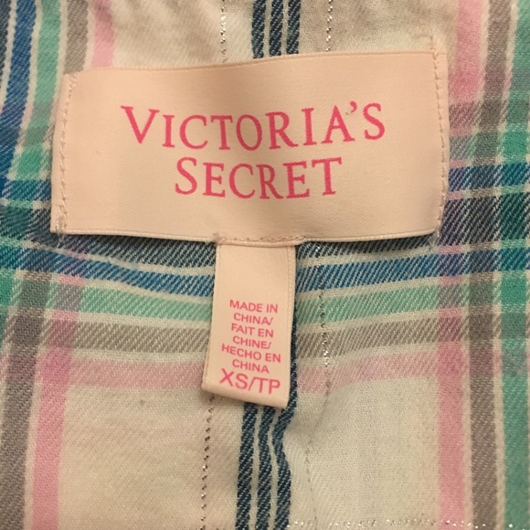 Victoria’s Secret Flannel Burton Up Sleep Shirt - Picture 5 of 5
